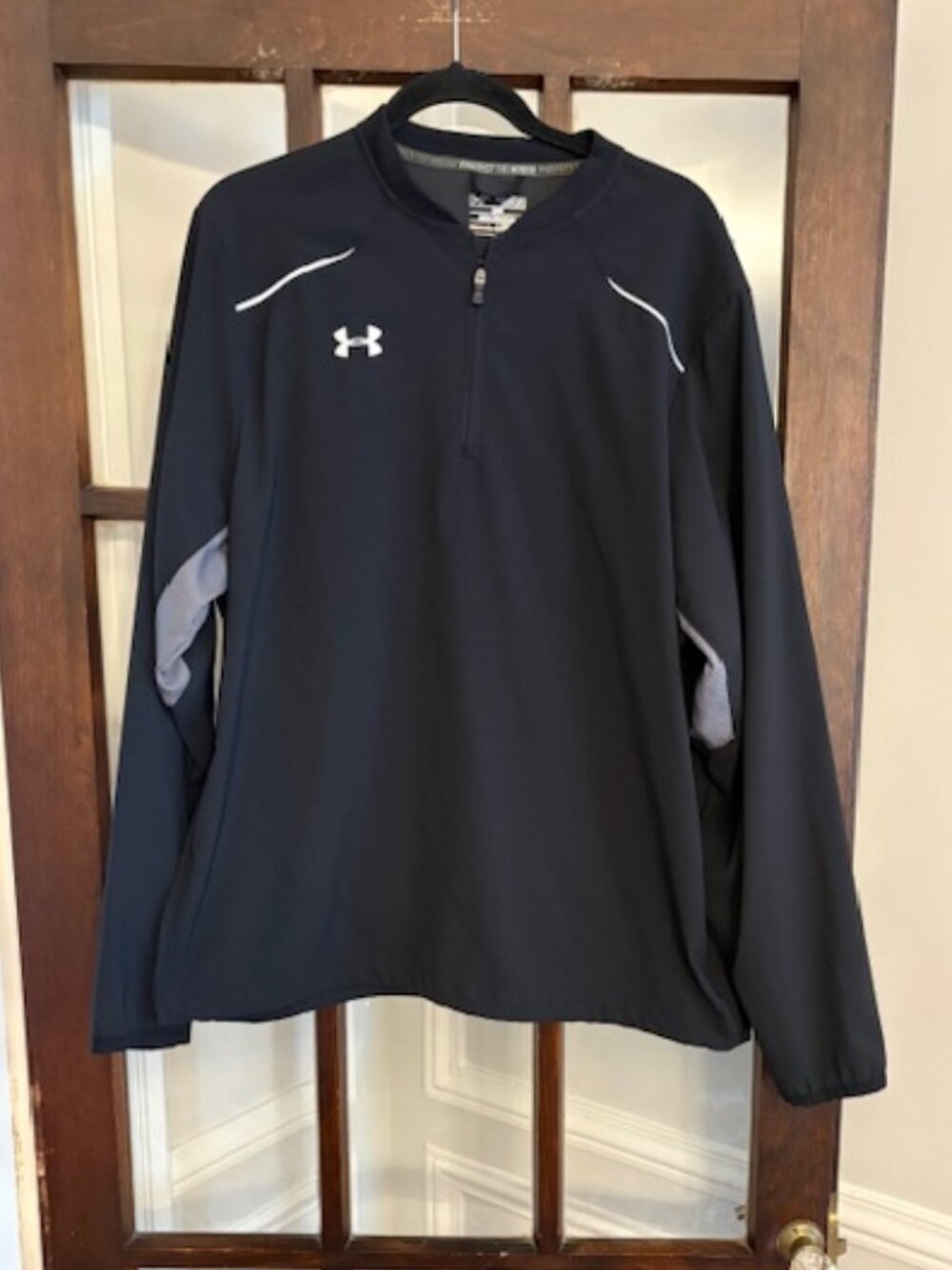 Under Armour Men's Ultimate Long Sleeve Windshirt, Size Medium
